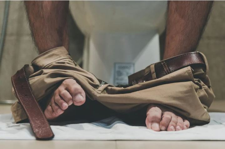 aimoroides xeirourgos harisis 2