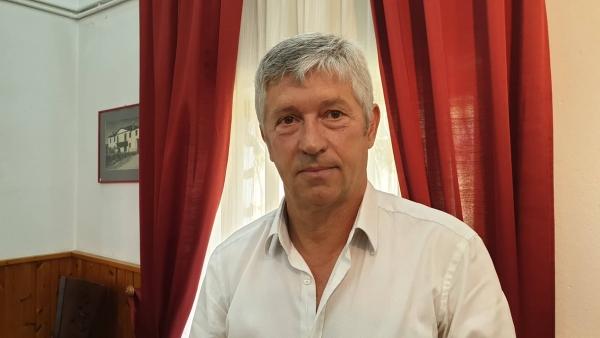 &Delta;&eta;&mu;ή&tau;&rho;&eta;&sigmaf; &Kappa;&omicron;&rho;&delta;ί&lambda;&alpha;&sigmaf; &sigma;&tau;&omicron; greveniotis.gr: &laquo;&Nu;&alpha;&iota; &epsilon;ί&mu;&alpha;&iota; &sigma;&tau;&omicron; &Nu;&omicron;&sigma;&omicron;&kappa;&omicron;&mu;&epsilon;ί&omicron; , &sigma;ή&mu;&epsilon;&rho;&alpha; &alpha;&iota;&sigma;&theta;ά&nu;&omicron;&mu;&alpha;&iota; &kappa;&alpha;&lambda;ύ&tau;&epsilon;&rho;&alpha;&raquo;