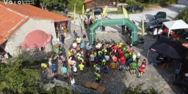 &Omicron;&rho;&epsilon;&iota;&nu;&omicron;ί &alpha;&gamma;ώ&nu;&epsilon;&sigmaf; &sigma;&tau;&omicron; &Mu;&pi;&omicron;ύ&rho;&iota;&nu;&omicron;: &pi;&rho;ό&tau;&alpha;&sigma;&eta; &gamma;&iota;&alpha; έ&nu;&alpha; &delta;&iota;&alpha;&phi;&omicron;&rho;&epsilon;&tau;&iota;&kappa;ό &Kappa;&upsilon;&rho;&iota;&alpha;&kappa;ά&tau;&iota;&kappa;&omicron; &pi;&rho;&omega;&iota;&nu;ό