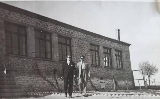 &Tau;&omicron; &Sigma;&chi;&omicron;&lambda;&epsilon;ί&omicron; &tau;&omicron;&upsilon; &Alpha;&gamma;ί&omicron;&upsilon; &Gamma;&epsilon;&omega;&rho;&gamma;ί&omicron;&upsilon; (&Tau;&sigma;&omicron;&upsilon;&rho;&chi;&lambda;ί&omicron;&upsilon;)
