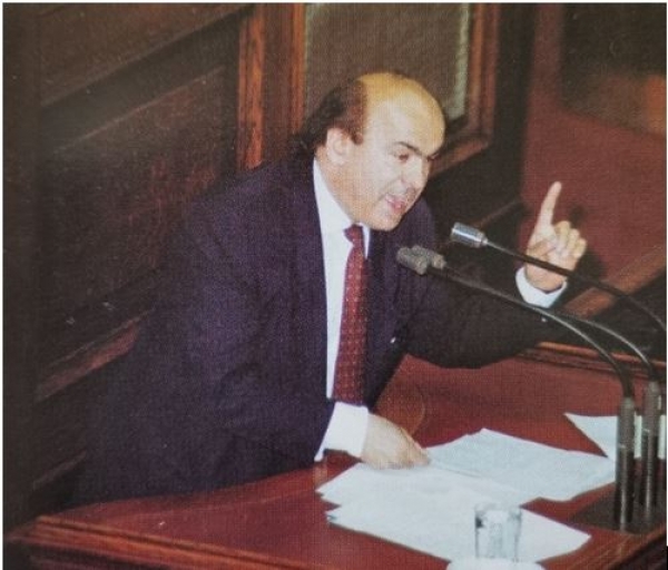 &Tau;&Omicron; &Mu;&Epsilon;&Gamma;&Alpha;&Lambda;&Omicron; &Chi;&Rho;&Epsilon;&Omicron;&Sigma; &Sigma;&tau;&omicron;&nu; &Pi;&omicron;&nu;&tau;&iota;&alpha;&kappa;ό &Epsilon;&lambda;&lambda;&eta;&nu;&iota;&sigma;&mu;ό&hellip;.. &Sigma;&tau;&omicron;&nu; &pi;&alpha;&tau;έ&rho;&alpha; &mu;&omicron;&upsilon;&hellip;..