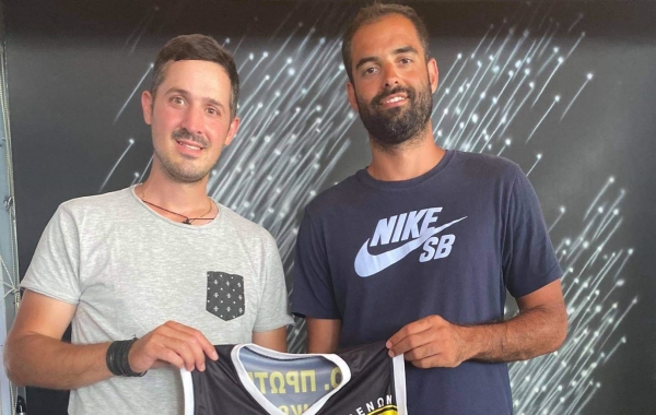 &Sigma;&Tau;&Omicron;&Nu; &Phi;.&Omicron;. &Pi;&Rho;&Omega;&Tau;&Epsilon;&Alpha;&Sigma; &Gamma;&Rho;&Epsilon;&Beta;&Epsilon;&Nu;&Omega;&Nu; &Omicron; &Pi;&Epsilon;&Tau;&Rho;&Omicron;&Sigma; &Gamma;&Rho;&Iota;&Psi;&Iota;&Omicron;&Sigma;