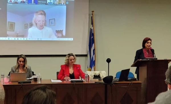 &Iota;&sigma;ό&tau;&eta;&tau;&alpha; &tau;&omega;&nu; &phi;ύ&lambda;&omega;&nu; &sigma;&tau;&omicron; &pi;&lambda;&alpha;ί&sigma;&iota;&omicron; &tau;&eta;&sigmaf; &Delta;&iota;ά&sigma;&kappa;&epsilon;&psi;&eta;&sigmaf; &gamma;&iota;&alpha; &tau;&omicron; &Mu;έ&lambda;&lambda;&omicron;&nu; &tau;&eta;&sigmaf; &Epsilon;&upsilon;&rho;ώ&pi;&eta;&sigmaf;