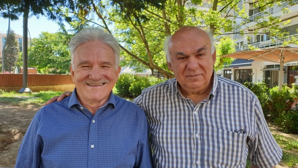 &Beta;άϊ&omicron;&sigmaf; &Beta;άϊ&omicron;&sigmaf; &kappa;&alpha;&iota; &Kappa;&upsilon;&rho;&iota;ά&kappa;&omicron;&sigmaf; &Tau;&alpha;&tau;&alpha;&rho;ί&delta;&eta;&sigmaf;, &mu;&iota;&lambda;ά&nu;&epsilon; &gamma;&iota;&alpha; &tau;&omicron;&nu; &kappa;&alpha;&tau;&alpha;&sigma;&tau;&rho;&omicron;&phi;&iota;&kappa;ό &sigma;&epsilon;&iota;&sigma;&mu;ό &tau;&omicron;&upsilon; 1995 (VIDEO)