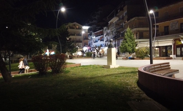 &Gamma;&Rho;&Epsilon;&Beta;&Epsilon;&Nu;&Alpha;: &Kappa;&lambda;&epsilon;ί&nu;&omicron;&upsilon;&nu; &epsilon;&sigma;&tau;&iota;&alpha;&tau;ό&rho;&iota;&alpha; &kappa;&alpha;&iota; &kappa;&alpha;&phi;&epsilon;&tau;έ&rho;&iota;&epsilon;&sigmaf; - &Delta;&eta;&lambda;ώ&sigma;&epsilon;&iota;&sigmaf; (VIDEO)