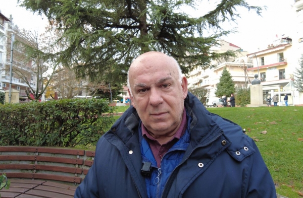 &Upsilon;&pi;ά&rho;&chi;&epsilon;&iota; &epsilon;&lambda;&pi;ί&delta;&alpha;&hellip;..