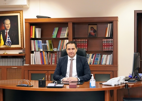 &Epsilon;&gamma;&kappa;&rho;ί&theta;&eta;&kappa;&alpha;&nu; &tau;&alpha; &epsilon;&pi;&epsilon;&nu;&delta;&upsilon;&tau;&iota;&kappa;ά &sigma;&chi;έ&delta;&iota;&alpha; &sigma;&tau;&omicron; &pi;&lambda;&alpha;ί&sigma;&iota;&omicron; &tau;&eta;&sigmaf; &Delta;&rho;ά&sigma;&eta;&sigmaf; '&Epsilon;&pi;&iota;&chi;&epsilon;&iota;&rho;&eta;&mu;&alpha;&tau;&iota;&kappa;ή &Epsilon;&upsilon;&kappa;&alpha;&iota;&rho;ί&alpha;'