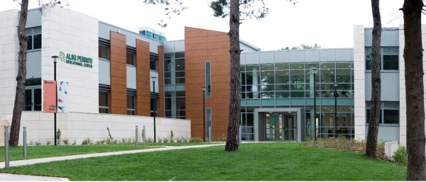 &Pi;&rho;&omicron;&kappa;ή&rho;&upsilon;&xi;&eta; &epsilon;&nu;&nu;έ&alpha; &upsilon;&pi;&omicron;&tau;&rho;&omicron;&phi;&iota;ώ&nu; &alpha;&pi;ό &tau;&omicron; Perrotis College