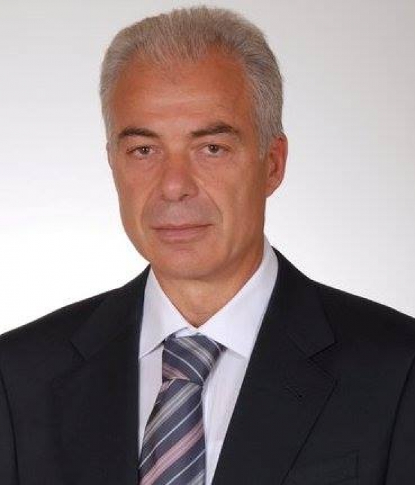 &Sigma;&tau;&omicron;&upsilon; &kappa;&omicron;&upsilon;&phi;&omicron;ύ &tau;&eta;&nu; &pi;ό&rho;&tau;&alpha;....