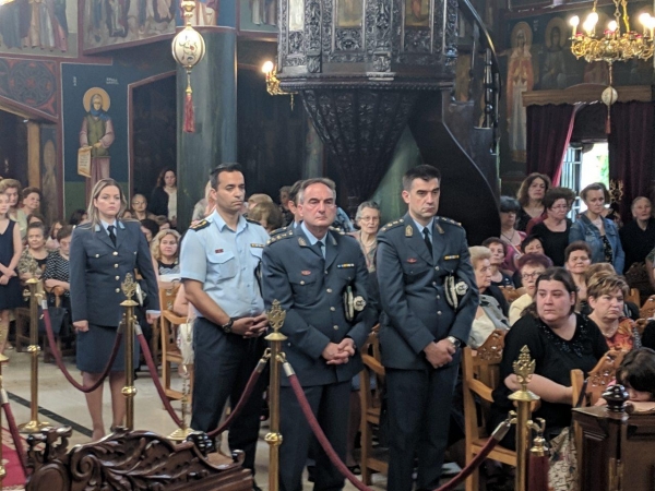 &Epsilon;&omicron;&rho;&tau;&alpha;&sigma;&mu;ό&sigmaf; &tau;&eta;&sigmaf; &laquo;&Eta;&mu;έ&rho;&alpha;&sigmaf; &Tau;&iota;&mu;ή&sigmaf; &tau;&omega;&nu; &Alpha;&pi;&omicron;&sigma;&tau;&rho;ά&tau;&omega;&nu; &tau;&eta;&sigmaf; &Epsilon;&lambda;&lambda;&eta;&nu;&iota;&kappa;ή&sigmaf; &Alpha;&sigma;&tau;&upsilon;&nu;&omicron;&mu;ί&alpha;&sigmaf;&raquo;