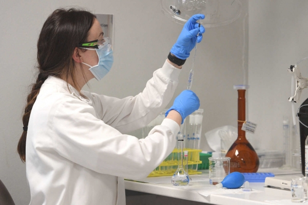 &Pi;&alpha;&gamma;&kappa;ό&sigma;&mu;&iota;&omicron;&sigmaf; &sigma;&upsilon;&nu;&alpha;&gamma;&epsilon;&rho;&mu;ό&sigmaf;! &Delta;&iota;&alpha;&kappa;ό&pi;&eta;&kappa;&alpha;&nu; &omicron;&iota; &delta;&omicron;&kappa;&iota;&mu;έ&sigmaf; &tau;&omicron;&upsilon; &epsilon;&mu;&beta;&omicron;&lambda;ί&omicron;&upsilon; &tau;&omicron;&upsilon; &kappa;&omicron;&rho;&omicron;&nu;&omicron;ϊ&omicron;ύ &tau;&eta;&sigmaf; AstraZeneca!