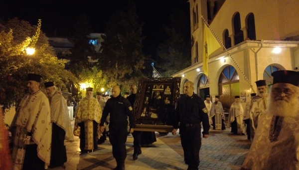 &Mu;έ&gamma;&alpha;&sigmaf; &Pi;&alpha;&nu;&eta;&gamma;&upsilon;&rho;&iota;&kappa;ό&sigmaf; &Alpha;&rho;&chi;&iota;&epsilon;&rho;&alpha;&tau;&iota;&kappa;ό&sigmaf; &Epsilon;&sigma;&pi;&epsilon;&rho;&iota;&nu;ό&sigmaf; &gamma;&iota;&alpha; &tau;&eta;&nu; &alpha;&pi;&epsilon;&lambda;&epsilon;&upsilon;&theta;έ&rho;&omega;&sigma;&eta; &tau;&eta;&sigmaf; &pi;ό&lambda;&eta;&sigmaf; &kappa;&alpha;&iota; &pi;&epsilon;&rho;&iota;&phi;&omicron;&rho;ά &tau;&eta;&sigmaf; &iota;&epsilon;&rho;ά&sigmaf; &epsilon;&iota;&kappa;ό&nu;&alpha;&sigmaf; &tau;&omega;&nu; &Alpha;&Gamma;&Iota;&Omega;&Nu; &tau;&omega;&nu; &Gamma;&Rho;&Epsilon;&Beta;&Epsilon;&Nu;&Omega;&Nu; (VIDEO)