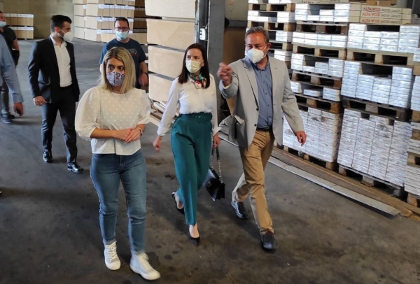 &Epsilon;&pi;ί&sigma;&kappa;&epsilon;&psi;&eta; &tau;&eta;&sigmaf; &pi;&rho;έ&sigma;&beta;&epsilon;&iota;&rho;&alpha;&sigmaf; &tau;&eta;&sigmaf; &Beta;&omicron;&sigma;&nu;ί&alpha;&sigmaf; &Epsilon;&rho;&zeta;&epsilon;&gamma;&omicron;&beta;ί&nu;&eta;&sigmaf; &kappa;. Milica Ristovic Kristic, &sigma;&tau;&iota;&sigmaf; &epsilon;&gamma;&kappa;&alpha;&tau;&alpha;&sigma;&tau;ά&sigma;&epsilon;&iota;&sigmaf; &tau;&eta;&sigmaf; Alfa Wood &sigma;&tau;&alpha; &Gamma;&rho;&epsilon;&beta;&epsilon;&nu;ά