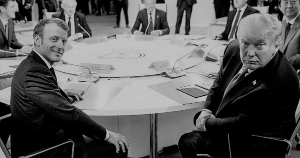 &Omicron;&iota; &alpha;&pi;&epsilon;&iota;&lambda;έ&sigmaf; &gamma;&iota;&alpha; &tau;&omicron;&nu; &Epsilon;&lambda;&lambda;&eta;&nu;&iota;&sigma;&mu;ό &sigma;&tau;&iota;&sigmaf; &sigma;&upsilon;&nu;&theta;ή&kappa;&epsilon;&sigmaf; &sigma;&tau;&alpha;&delta;&iota;&alpha;&kappa;ή&sigmaf; &pi;&alpha;&rho;&alpha;&kappa;&mu;ή&sigmaf; &tau;&eta;&sigmaf; &Delta;ύ&sigma;&eta;&sigmaf;