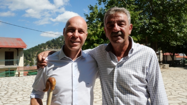 &Tau;&omicron; &mu;&epsilon;ί&zeta;&omicron;&nu; &theta;έ&mu;&alpha; &tau;&omega;&nu; &kappa;&alpha;&upsilon;&sigma;ό&xi;&upsilon;&lambda;&omega;&nu; &gamma;&iota;&alpha; &alpha;&tau;&omicron;&mu;&iota;&kappa;έ&sigmaf; &alpha;&nu;ά&gamma;&kappa;&epsilon;&sigmaf; έ&theta;&epsilon;&sigma;&epsilon; &omicron; &Delta;ή&mu;&alpha;&rho;&chi;&omicron;&sigmaf; &Gamma;&rho;&epsilon;&beta;&epsilon;&nu;ώ&nu; &sigma;&tau;&omicron;&nu; &Upsilon;&phi;&upsilon;&pi;&omicron;&upsilon;&rho;&gamma;ό &Pi;&epsilon;&rho;&iota;&beta;ά&lambda;&lambda;&omicron;&nu;&tau;&omicron;&sigmaf; (VIDEO)