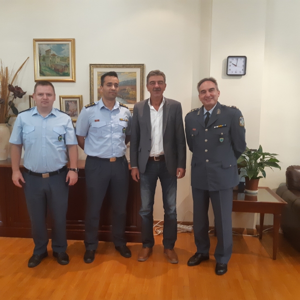 &Epsilon;&pi;ί&sigma;&kappa;&epsilon;&psi;&eta; &alpha;&sigma;&tau;&upsilon;&nu;&omicron;&mu;&iota;&kappa;&omicron;ύ &delta;&iota;&epsilon;&upsilon;&theta;&upsilon;&nu;&tau;ή &kappa;. &Zeta;&alpha;&mu;&pi;&omicron;ύ&rho;&alpha; &sigma;&tau;&omicron;&nu; &Delta;ή&mu;&alpha;&rho;&chi;&omicron; &Gamma;&rho;&epsilon;&beta;&epsilon;&nu;ώ&nu;