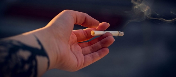 &Lambda;ά&rho;&iota;&sigma;&alpha;: &Tau;&omicron;&nu; &Phi;&epsilon;&beta;&rho;&omicron;&upsilon;ά&rho;&iota;&omicron; &tau;&omicron; &pi;&rho;ώ&tau;&omicron; &kappa;&alpha;&phi;&epsilon;&nu;&epsilon;ί&omicron; &gamma;&iota;&alpha; &kappa;&alpha;&pi;&nu;&iota;&sigma;&tau;έ&sigmaf; - &Pi;&omega;&sigmaf; &theta;&alpha; &lambda;&epsilon;&iota;&tau;&omicron;&upsilon;&rho;&gamma;&epsilon;ί;