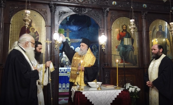 &Omicron; &alpha;&gamma;&iota;&alpha;&sigma;&mu;ό&sigmaf; ό&lambda;&omega;&nu; &tau;&omega;&nu; &delta;&rho;ά&sigma;&epsilon;&omega;&nu; &tau;&eta;&sigmaf; &Iota;&epsilon;&rho;ά&sigmaf; &Mu;&eta;&tau;&rho;&omicron;&pi;ό&lambda;&epsilon;&omega;&sigmaf; &Gamma;&rho;&epsilon;&beta;&epsilon;&nu;ώ&nu; (VIDEO)