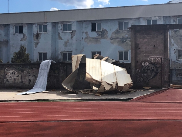 &Zeta;&eta;&mu;&iota;έ&sigmaf; &sigma;&tau;&omicron; &alpha;&nu;&epsilon;&nu;&epsilon;&rho;&gamma;ό &Kappa;&lambda;&epsilon;&iota;&sigma;&tau;ό &Kappa;&omicron;&lambda;&upsilon;&mu;&beta;&eta;&tau;ή&rho;&iota;&omicron; &tau;&omega;&nu; &Gamma;&rho;&epsilon;&beta;&epsilon;&nu;ώ&nu; &alpha;&pi;ό &alpha;&nu;&epsilon;&mu;&omicron;&sigma;&tau;&rho;ό&beta;&iota;&lambda;&omicron;