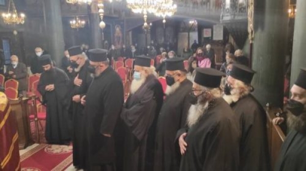 &Omicron; &Epsilon;&sigma;&pi;&epsilon;&rho;&iota;&nu;ό&sigmaf; &tau;&eta;&sigmaf; &Sigma;&upsilon;&gamma;&chi;&omega;&rho;ή&sigma;&epsilon;&omega;&sigmaf; &sigma;&tau;&eta;&nu; &Iota;.&Mu;. &Gamma;&rho;&epsilon;&beta;&epsilon;&nu;ώ&nu;