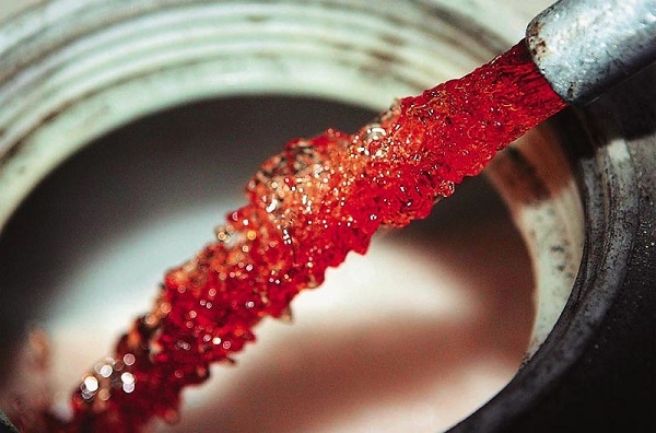 &Pi;&rho;&epsilon;&mu;&iota;έ&rho;&alpha; &mu;&epsilon; &chi;&alpha;&mu;&eta;&lambda;ό&tau;&epsilon;&rho;&eta; &tau;&iota;&mu;ή &gamma;&iota;&alpha; &tau;&omicron; &pi;&epsilon;&tau;&rho;έ&lambda;&alpha;&iota;&omicron; &theta;έ&rho;&mu;&alpha;&nu;&sigma;&eta;&sigmaf; (VIDEO)