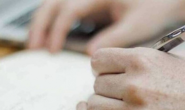 Ά&delta;&epsilon;&iota;&alpha; &epsilon;&iota;&delta;&iota;&kappa;&omicron;ύ &sigma;&kappa;&omicron;&pi;&omicron;ύ: &Pi;&omicron;&iota;&omicron;&iota; &epsilon;&rho;&gamma;&alpha;&zeta;ό&mu;&epsilon;&nu;&omicron;&iota; &tau;&omicron;&upsilon; &iota;&delta;&iota;&omega;&tau;&iota;&kappa;&omicron;ύ &tau;&omicron;&mu;έ&alpha; &tau;&eta;&nu; &delta;&iota;&kappa;&alpha;&iota;&omicron;ύ&nu;&tau;&alpha;&iota; &kappa;&alpha;&iota; &mu;έ&chi;&rho;&iota; &pi;ό&tau;&epsilon;