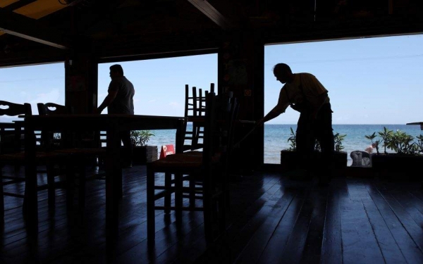 &Sigma;&tau;&iota;&sigmaf; 6 &Iota;&omicron;&upsilon;&nu;ί&omicron;&upsilon; &alpha;&nu;&omicron;ί&gamma;&epsilon;&iota; &eta; &epsilon;&sigma;&tau;ί&alpha;&sigma;&eta; &sigma;&epsilon; &epsilon;&sigma;&omega;&tau;&epsilon;&rho;&iota;&kappa;&omicron;ύ&sigmaf; &chi;ώ&rho;&omicron;&upsilon;&sigmaf; - &Sigma;&tau;&iota;&sigmaf; 15 &Iota;&omicron;&upsilon;&nu;ί&omicron;&upsilon; &alpha;&nu;&omicron;ί&gamma;&omicron;&upsilon;&nu; &tau;&alpha; &gamma;&upsilon;&mu;&nu;&alpha;&sigma;&tau;ή&rho;&iota;&alpha;