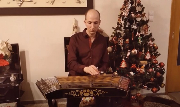 &Nu;&alpha; &tau;&alpha; &pi;&omicron;ύ&mu;&epsilon;;  &Kappa;ά&lambda;&alpha;&nu;&tau;&alpha; &Pi;&rho;&omega;&tau;&omicron;&chi;&rho;&omicron;&nu;&iota;ά&sigmaf;