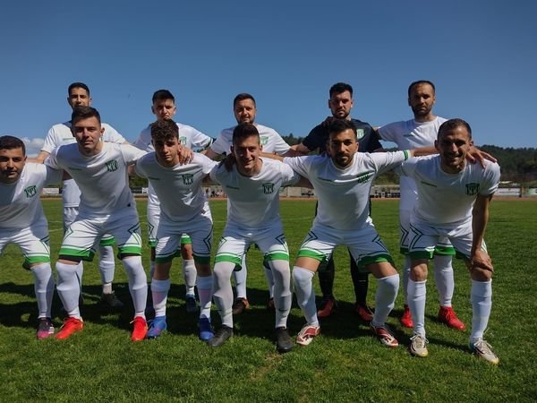 &Pi;&Upsilon;&Rho;&Sigma;&Omicron;&Sigma; &Gamma;&Rho;&Epsilon;&Beta;&Epsilon;&Nu;&Omega;&Nu;: &laquo;&alpha;&pi;&epsilon;&lambda;&pi;&iota;&sigma;&tau;&iota;&kappa;ά &mu;ό&nu;&omicron;&iota; &tau;&omicron;&upsilon;&sigmaf; &pi;&alpha;ί&chi;&tau;&epsilon;&sigmaf; &kappa;&alpha;&iota;  &pi;&rho;&omicron;&pi;&omicron;&nu;&eta;&tau;ή&sigmaf;&raquo;