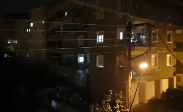 &Omicron;&iota; &Gamma;&rho;&epsilon;&beta;&epsilon;&nu;&iota;ώ&tau;&epsilon;&sigmaf; &epsilon;&upsilon;&chi;&alpha;&rho;ί&sigma;&tau;&eta;&sigma;&alpha;&nu; &chi;&epsilon;&iota;&rho;&omicron;&kappa;&rho;&omicron;&tau;ώ&nu;&tau;&alpha;&sigmaf; &gamma;&iota;&alpha;&tau;&rho;&omicron;ύ&sigmaf; &kappa;&alpha;&iota; &nu;&omicron;&sigma;ή&lambda;&epsilon;&upsilon;&tau;&epsilon;&sigmaf; &gamma;&iota;&alpha; &tau;&iota;&sigmaf; &tau;&iota;&tau;ά&nu;&iota;&epsilon;&sigmaf; &pi;&rho;&omicron;&sigma;&pi;ά&theta;&epsilon;&iota;έ&sigmaf; &tau;&omicron;&upsilon;&sigmaf;