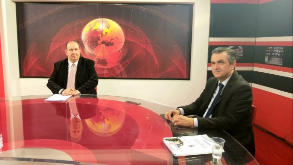 &Omicron; &Pi;&epsilon;&rho;&iota;&phi;&epsilon;&rho;&epsilon;&iota;ά&rho;&chi;&eta;&sigmaf; &Delta;&upsilon;&tau;&iota;&kappa;ή&sigmaf; &Mu;&alpha;&kappa;&epsilon;&delta;&omicron;&nu;ί&alpha;&sigmaf; &sigma;&tau;&omicron; West Channel &kappa;&alpha;&iota; &sigma;&tau;&omicron; &Delta;&eta;&mu;ή&tau;&rho;&eta; &Beta;&alpha;&kappa;&rho;&alpha;&tau;&sigma;ά (VIDEO)