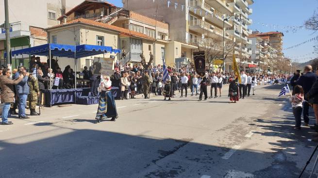&Gamma;&Rho;&Epsilon;&Beta;&Epsilon;&Nu;&Alpha;: &Epsilon;&omicron;&rho;&tau;&alpha;&sigma;&tau;&iota;&kappa;έ&sigmaf; &epsilon;&kappa;&delta;&eta;&lambda;ώ&sigma;&epsilon;&iota;&sigmaf; 25&eta;&sigmaf; &Mu;&alpha;&rho;&tau;ί&omicron;&upsilon; - &Pi;&alpha;&rho;έ&lambda;&alpha;&sigma;&eta; &mu;&alpha;&theta;&eta;&tau;ώ&nu; &kappa;&alpha;&iota; &kappa;&alpha;&tau;ά&theta;&epsilon;&sigma;&eta; &sigma;&tau;&epsilon;&phi;ά&nu;&omega;&nu;  (VIDEO)