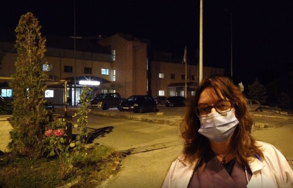 &Sigma;&tau;&omicron; "&kappa;ό&kappa;&kappa;&iota;&nu;&omicron;" &kappa;&alpha;&iota; &tau;&omicron; &Nu;&omicron;&sigma;&omicron;&kappa;&omicron;&mu;&epsilon;ί&omicron; &Gamma;&rho;&epsilon;&beta;&epsilon;&nu;ώ&nu;, &nu;&omicron;&sigma;&eta;&lambda;&epsilon;ύ&omicron;&nu;&tau;&alpha;&iota; 24-25 &theta;&epsilon;&tau;&iota;&kappa;ά &kappa;&rho;&omicron;ύ&sigma;&mu;&alpha;&tau;&alpha; &kappa;&iota; &alpha;&rho;&kappa;&epsilon;&tau;ά ύ&pi;&omicron;&pi;&tau;&alpha; (VIDEO)