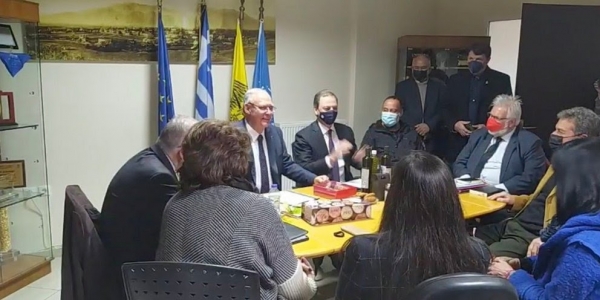 &Eta; &chi;&epsilon;&iota;&mu;&epsilon;&rho;&iota;&nu;ή &sigma;ύ&nu;&alpha;&xi;&eta; &tau;&omicron;&upsilon; &Delta;&omicron;&upsilon;&kappa;ά&tau;&omicron;&upsilon;!