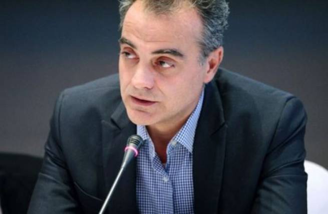 &Eta; &Alpha;&nu;&epsilon;&xi;&alpha;&rho;&tau;&eta;&sigma;ί&alpha; &epsilon;ί&nu;&alpha;&iota; &sigma;&tau;ά&sigma;&eta; &zeta;&omega;ή&sigmaf; &kappa;&upsilon;&rho;ί&alpha; &Zeta;&epsilon;&mu;&pi;&iota;&lambda;&iota;ά&delta;&omicron;&upsilon;