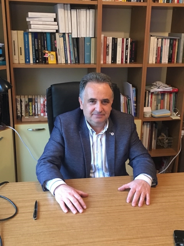 &Delta;&Eta;&Mu;&Tau;&Omicron; &Nu;&Delta; &Gamma;&rho;&epsilon;&beta;&epsilon;&nu;ώ&nu;: &Mu;&Epsilon;&Tau;&Alpha;&Nu;&Alpha;&Sigma;&Tau;&Epsilon;&Upsilon;&Tau;&Iota;&Kappa;&Omicron; &Sigma;&Tau;&Alpha; &Gamma;&Rho;&Epsilon;&Beta;&Epsilon;&Nu;&Alpha;