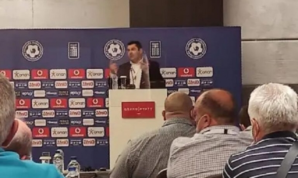 &Epsilon;&Pi;&Sigma; &Gamma;&rho;&epsilon;&beta;&epsilon;&nu;ώ&nu; &ndash; &Kappa;&omicron;&upsilon;&pi;&tau;&sigma;ί&delta;&eta;&sigmaf;: &Nu;&alpha; &psi;&eta;&phi;&iota;&sigma;&tau;&epsilon;ί &pi;&rho;ώ&tau;&alpha; &omicron; &nu;ό&mu;&omicron;&sigmaf; &Alpha;&upsilon;&gamma;&epsilon;&nu;ά&kappa;&eta; &kappa;&alpha;&iota; &mu;&epsilon;&tau;ά &eta; &omicron;&lambda;&iota;&sigma;&tau;&iota;&kappa;ή &tau;&eta;&sigmaf; UEFA!