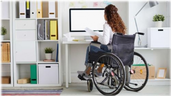 &Kappa;.&Epsilon;.&Delta;&Iota;.&Beta;&Iota;.&Mu;. &Pi;&alpha;&nu;&epsilon;&pi;&iota;&sigma;&tau;&eta;&mu;ί&omicron;&upsilon; &Delta;&upsilon;&tau;&iota;&kappa;ή&sigmaf; &Mu;&alpha;&kappa;&epsilon;&delta;&omicron;&nu;ί&alpha;&sigmaf;: &laquo;&Epsilon;&pi;&iota;&kappa;&omicron;&iota;&nu;&omega;&nu;&iota;&alpha;&kappa;ή &Delta;&iota;&alpha;&chi;&epsilon;ί&rho;&iota;&sigma;&eta; &kappa;&alpha;&iota; έ&nu;&tau;&alpha;&xi;&eta; &alpha;&tau;ό&mu;&omega;&nu; &mu;&epsilon; &alpha;&nu;&alpha;&pi;&eta;&rho;ί&alpha; &sigma;&tau;&omicron; &epsilon;&rho;&gamma;&alpha;&sigma;&iota;&alpha;&kappa;ό &pi;&epsilon;&rho;&iota;&beta;ά&lambda;&lambda;&omicron;&nu;&raquo;.