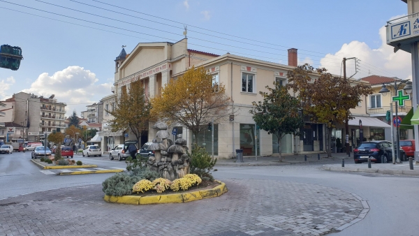 &Delta;ή&mu;&omicron;&sigmaf; &Gamma;&rho;&epsilon;&beta;&epsilon;&nu;ώ&nu;: &Mu;&epsilon;ί&omega;&sigma;&eta; &mu;&iota;&sigma;&theta;&omega;&mu;ά&tau;&omega;&nu; &kappa;&alpha;&tau;ά 40% &tau;&omega;&nu; &delta;&eta;&mu;&omicron;&tau;&iota;&kappa;ώ&nu; &alpha;&kappa;&iota;&nu;ή&tau;&omega;&nu; &gamma;&iota;&alpha; &tau;&iota;&sigmaf; &pi;&lambda;&eta;&tau;&tau;ό&mu;&epsilon;&nu;&epsilon;&sigmaf; &alpha;&pi;ό &tau;&omicron;&nu; &kappa;&omicron;&rho;&omicron;&nu;&omicron;ϊό &epsilon;&pi;&iota;&chi;&epsilon;&iota;&rho;ή&sigma;&epsilon;&iota;&sigmaf;