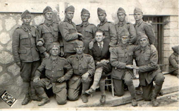 &Alpha;&Phi;&Iota;&Epsilon;&Rho;&Omega;&Mu;&Alpha; &Sigma;&Tau;&Omicron;&Upsilon;&Sigma; &Gamma;&Rho;&Epsilon;&Beta;&Epsilon;&Nu;&Iota;&Omega;&Tau;&Epsilon;&Sigma; &Pi;&Omicron;&Lambda;&Epsilon;&Mu;&Iota;&Sigma;&Tau;&Epsilon;&Sigma; &Tau;&Omicron;&Upsilon; &Epsilon;&Lambda;&Lambda;&Eta;&Nu;&Omicron;Ϊ&Tau;&Alpha;&Lambda;&Iota;&Kappa;&Omicron;&Upsilon; &Pi;&Omicron;&Lambda;&Epsilon;&Mu;&Omicron;&Upsilon;1940-1941