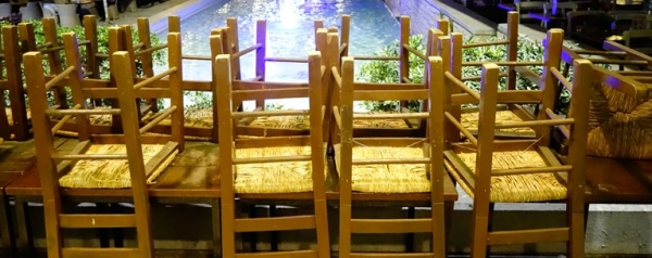 &Tau;&iota; &kappa;&lambda;&epsilon;ί&nu;&epsilon;&iota; &kappa;&alpha;&iota; &tau;&iota; &mu;έ&nu;&epsilon;&iota; &alpha;&nu;&omicron;&iota;&chi;&tau;ό - &Delta;&iota;&alpha;&beta;ά&sigma;&tau;&epsilon; &alpha;&nu;&alpha;&lambda;&upsilon;&tau;&iota;&kappa;ά