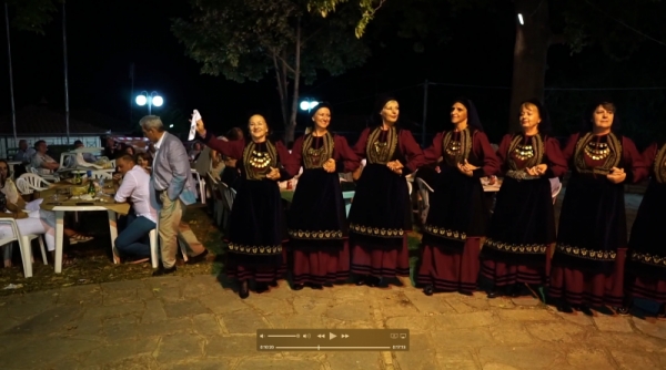 &Gamma;&lambda;έ&nu;&tau;&iota; &sigma;&tau;&omicron;&nu; Ά&gamma;&iota;&omicron; &Kappa;&omicron;&sigma;&mu;ά &Gamma;&rho;&epsilon;&beta;&epsilon;&nu;ώ&nu;