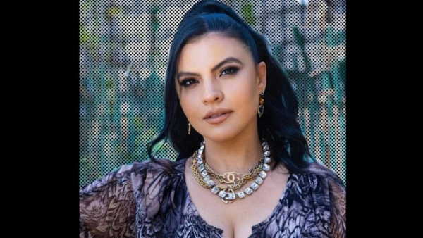 &Xi;&alpha;&nu;ά &sigma;&tau;&eta;&nu; &kappa;&omicron;&rho;&upsilon;&phi;ή, &eta; &omicron;&mu;&omicron;&gamma;&epsilon;&nu;ή&sigmaf; (&mu;&epsilon; &kappa;&alpha;&tau;&alpha;&gamma;&omega;&gamma;ή &alpha;&pi;ό &tau;&alpha; &Gamma;&rho;&epsilon;&beta;&epsilon;&nu;ά &kappa;&alpha;&iota; &tau;&eta;&nu; &Kappa;&omicron;&zeta;ά&nu;&eta;) &epsilon;&rho;&mu;&eta;&nu;&epsilon;ύ&tau;&rho;&iota;&alpha; VASSY