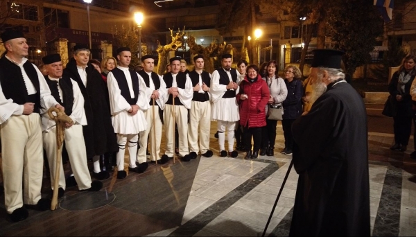 &Tau;&alpha; &pi;&alpha;&rho;&alpha;&delta;&omicron;&sigma;&iota;&alpha;&kappa;ά &kappa;ά&lambda;&alpha;&nu;&tau;&alpha; &tau;&omicron;&upsilon; &Pi;&omicron;&lambda;&iota;&tau;&iota;&sigma;&tau;&iota;&kappa;&omicron;ύ &Sigma;&upsilon;&lambda;&lambda;ό&gamma;&omicron;&upsilon; &Pi;&Iota;&Nu;&Delta;&Omicron;&Sigma;, &sigma;&tau;&omicron;&nu; &Mu;&eta;&tau;&rho;&omicron;&pi;&omicron;&lambda;ί&tau;&eta; &kappa;.&Delta;&alpha;&beta;ί&delta; (VIDEO)