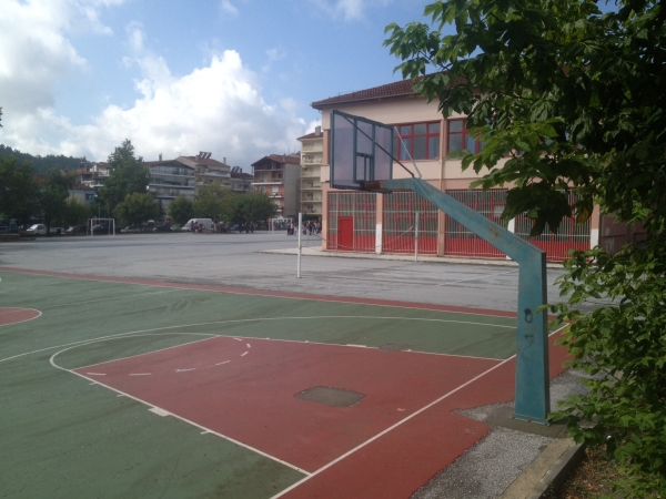 &Delta;ή&mu;&omicron;&sigmaf; &Gamma;&rho;&epsilon;&beta;&epsilon;&nu;ώ&nu;: &Mu;ί&alpha; ώ&rho;&alpha; &alpha;&rho;&gamma;ό&tau;&epsilon;&rho;&alpha; &theta;&alpha; &xi;&epsilon;&kappa;&iota;&nu;ή&sigma;&omicron;&upsilon;&nu; &tau;&alpha; &mu;&alpha;&theta;ή&mu;&alpha;&tau;&alpha; &alpha;ύ&rho;&iota;&omicron; &Pi;έ&mu;&pi;&tau;&eta; &lambda;ό&gamma;&omega; &tau;&omega;&nu; &chi;&alpha;&mu;&eta;&lambda;ώ&nu; &theta;&epsilon;&rho;&mu;&omicron;&kappa;&rho;&alpha;&sigma;&iota;ώ&nu;