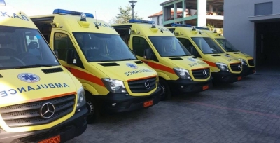 &Epsilon;&Kappa;&Alpha;&Beta; &Delta;&upsilon;&tau;. &Mu;&alpha;&kappa;&epsilon;&delta;&omicron;&nu;ί&alpha;&sigmaf;: &Omicron;&kappa;&tau;ώ &sigma;&tau;&iota;&sigmaf; &delta;έ&kappa;&alpha; &delta;&iota;&alpha;&kappa;&omicron;&mu;&iota;&delta;έ&sigmaf; &alpha;&sigma;&theta;&epsilon;&nu;ώ&nu; &epsilon;ί&nu;&alpha;&iota; &mu;&epsilon; &kappa;&omicron;&rho;&omicron;&nu;&omicron;ϊό