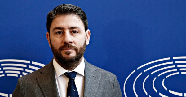 &Alpha;&nu;&delta;&rho;&omicron;&upsilon;&lambda;ά&kappa;&eta;&sigmaf;: &Kappa;&alpha;&tau;ά&pi;&tau;&upsilon;&sigma;&tau;&eta; &eta; &alpha;&pi;ό&phi;&alpha;&sigma;&eta; &tau;&omicron;&upsilon; &Epsilon;&rho;&nu;&tau;&omicron;&gamma;ά&nu; &gamma;&iota;&alpha; &tau;&eta;&nu; &Alpha;&gamma;ί&alpha; &Sigma;&omicron;&phi;ί&alpha;