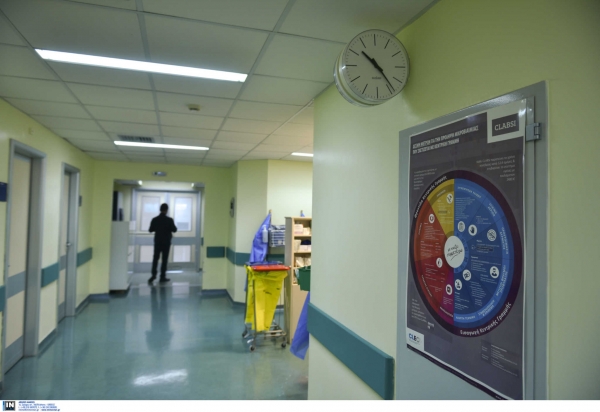 &Kappa;&omicron;&rho;&omicron;&nu;&omicron;ϊό&sigmaf;: &Tau;&rho;ί&tau;&omicron; &kappa;&rho;&omicron;ύ&sigma;&mu;&alpha; &sigma;&tau;&eta;&nu; &Epsilon;&lambda;&lambda;ά&delta;&alpha;! &Omicron; &upsilon;&pi;&omicron;&upsilon;&rho;&gamma;ό&sigmaf; &Upsilon;&gamma;&epsilon;ί&alpha;&sigmaf; &alpha;&nu;&alpha;&kappa;&omicron;ί&nu;&omega;&sigma;&epsilon; &epsilon;&pi;ί&sigma;&eta;&sigmaf; ό&tau;&iota; &mu;&alpha;&tau;&alpha;&iota;ώ&nu;&omicron;&nu;&tau;&alpha;&iota; ό&lambda;&alpha; &tau;&alpha; &kappa;&alpha;&rho;&nu;&alpha;&beta;ά&lambda;&iota;&alpha; &tau;&eta;&sigmaf; &Epsilon;&lambda;&lambda;ά&delta;&alpha;&sigmaf;.