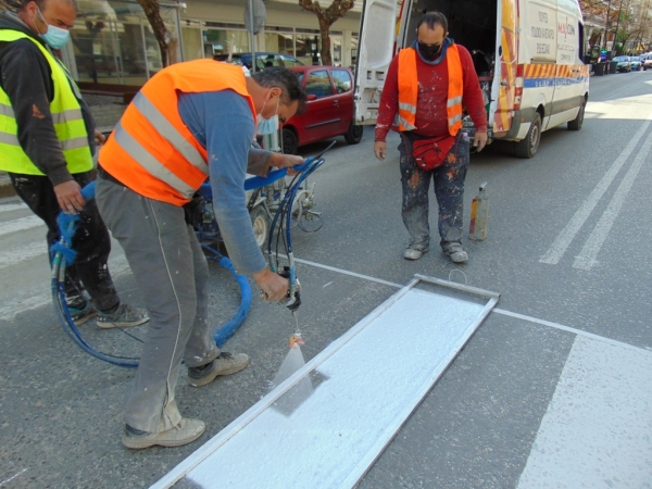 &Sigma;&epsilon; &pi;&lambda;ή&rho;&eta; &epsilon;&xi;έ&lambda;&iota;&xi;&eta; &eta; &alpha;&nu;&alpha;&nu;έ&omega;&sigma;&eta; &tau;&omega;&nu; &delta;&iota;&alpha;&beta;ά&sigma;&epsilon;&omega;&nu; &pi;&epsilon;&zeta;ώ&nu; &sigma;&tau;&eta;&nu; &pi;ό&lambda;&eta; &tau;&omega;&nu; &Gamma;&rho;&epsilon;&beta;&epsilon;&nu;ώ&nu;