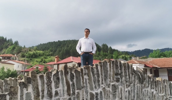 &Alpha;&Nu;&Delta;&Rho;&Epsilon;&Alpha;&Sigma; &Pi;&Alpha;&Tau;&Sigma;&Eta;&Sigma; - &eta; &delta;ύ&nu;&alpha;&mu;ή &mu;&alpha;&sigmaf; &epsilon;ί&nu;&alpha;&iota; &omicron; &tau;ό&pi;&omicron;&sigmaf; &mu;&alpha;&sigmaf; (VIDEO)